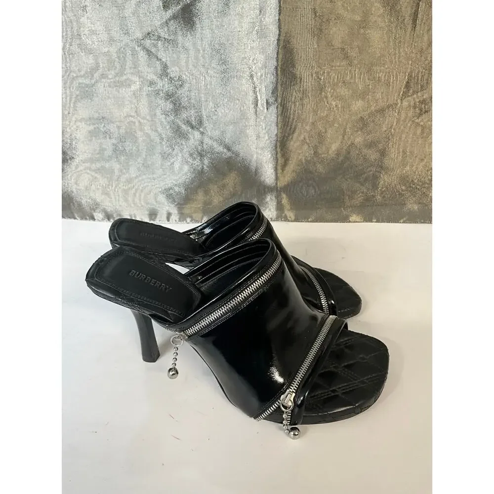 Burberry Peep 85mm leather sandals